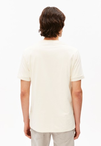 JAAMES T-SHIRT