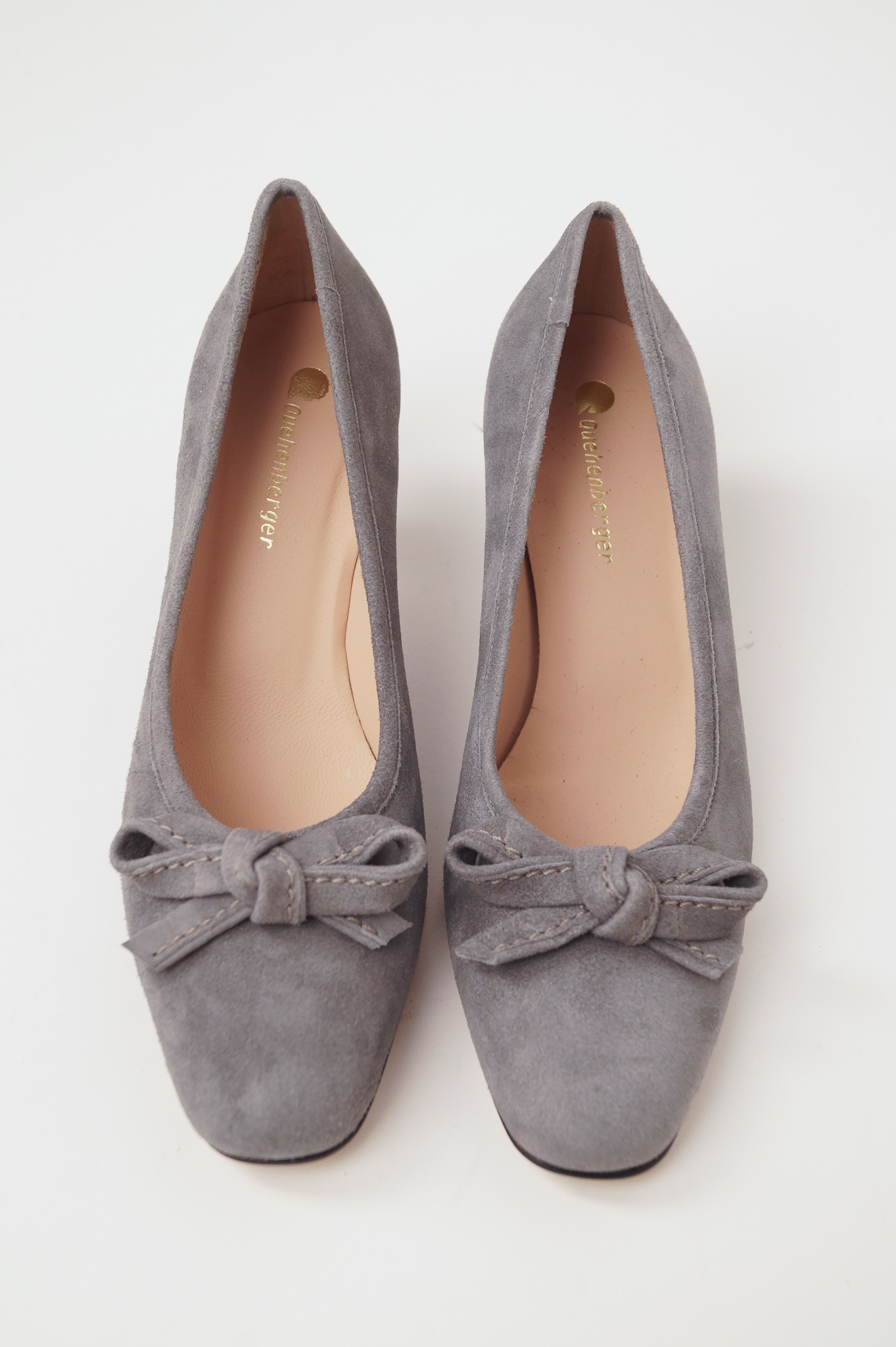 Velourspumps by Quehenberger