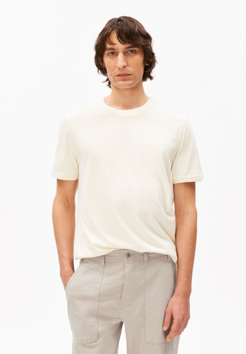 JAAMES T-SHIRT