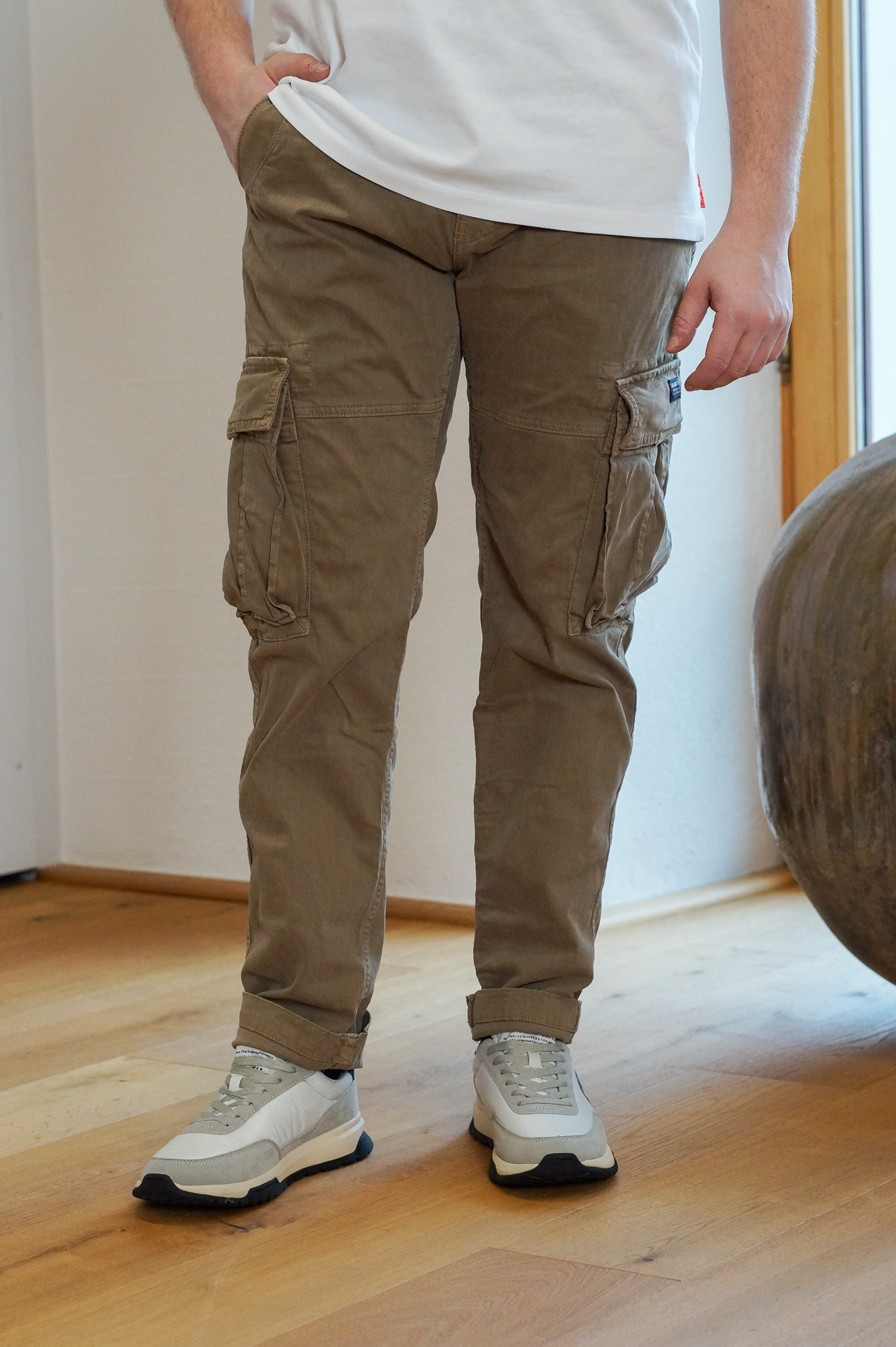 Cargohose von Superdry 
